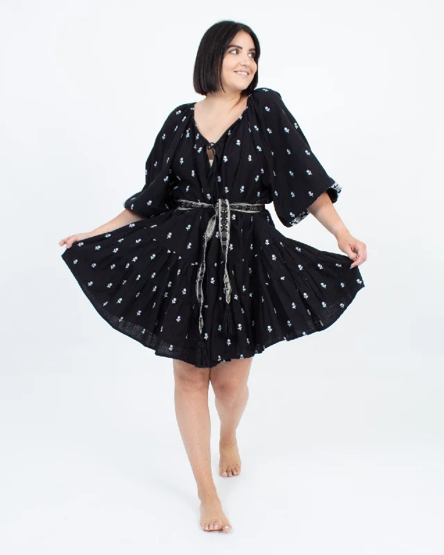 Embroidered Mini Dress Casual Mini Dress with Pockets
