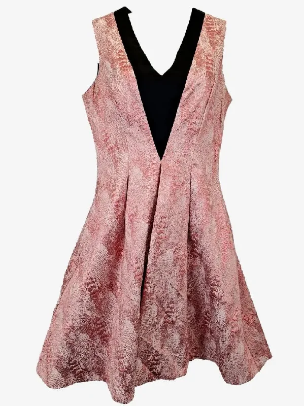 Cue Luxe A Line Shimmer Mini Dress Size 10 Stylish Short Sleeve Mini Dress