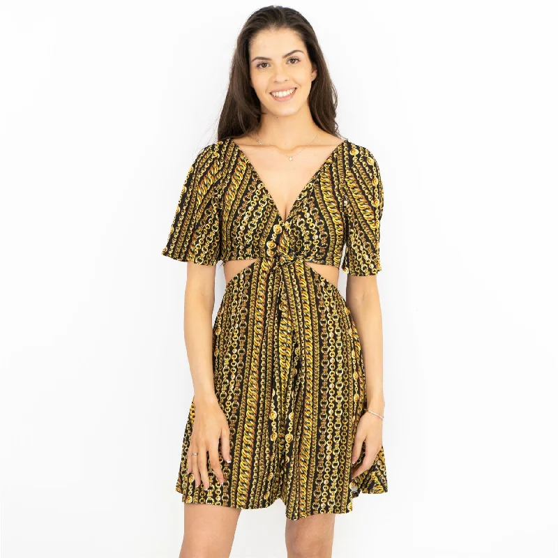 Karen Millen Side Cut Out Gold Chain Print Jersey Short Sleeve Mini Dress Fashionable Boho-Chic Mini Dress Karen Millen Side Cut Out Gold Chain Print Jersey Short Sleeve Mini Dress Fashionable Boho-Chic Mini Dress