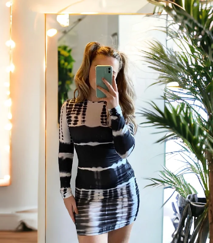 Long sleeve tie dye mini dress Fashionable Mini Dress with Frills
