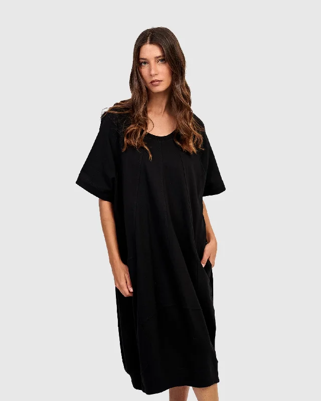 Urban Copenhagen Relaxed Dress, Black Square Neckline Feminine