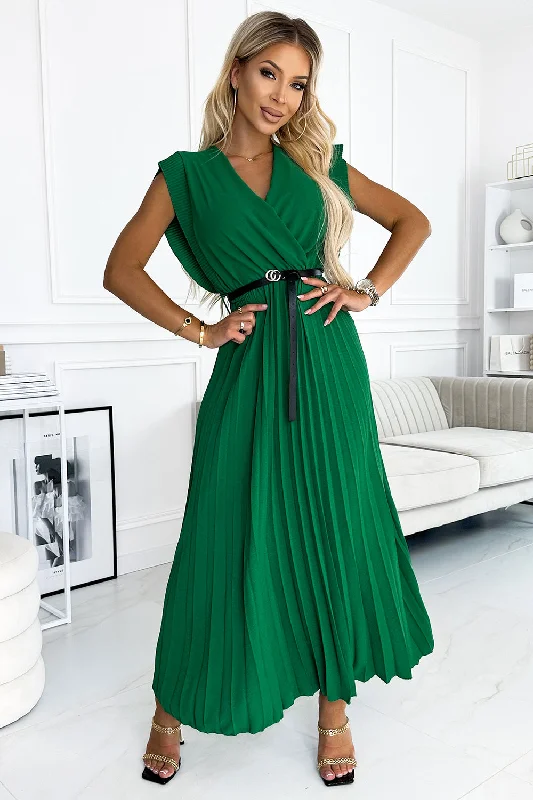 Pleated dress with frills; neckline and black belt - green Tunics Winter warm