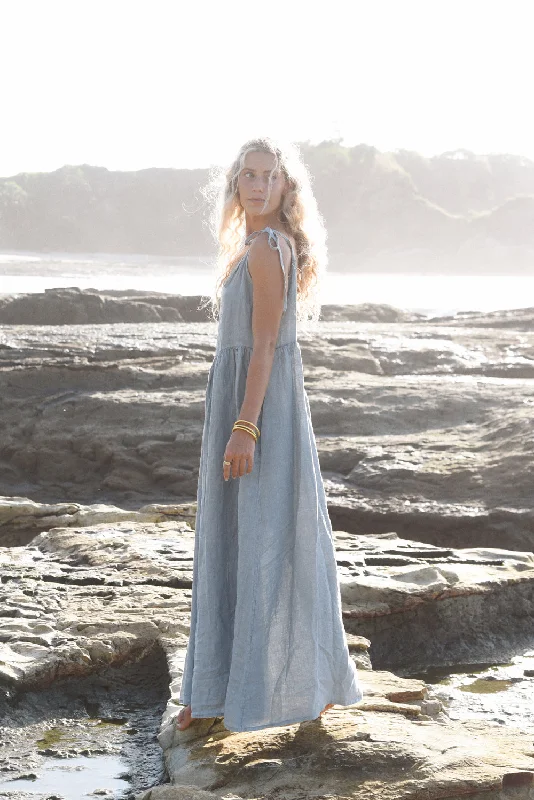The Cleo Dress // Yoli Boatneck Modish Everyday